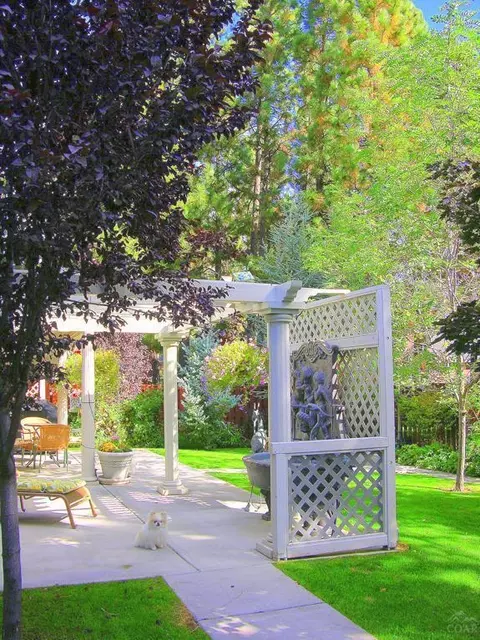 60976 Snowberry Pl, Bend, OR 97702 photo 13