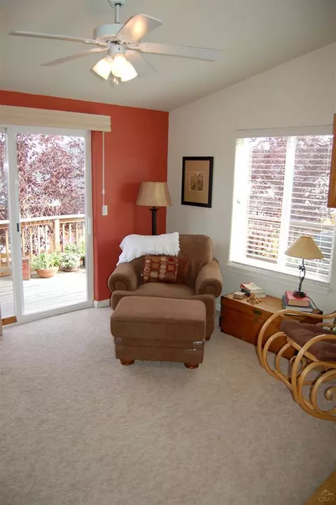 21248 Keyte Rd, Bend, OR 97701 photo 8