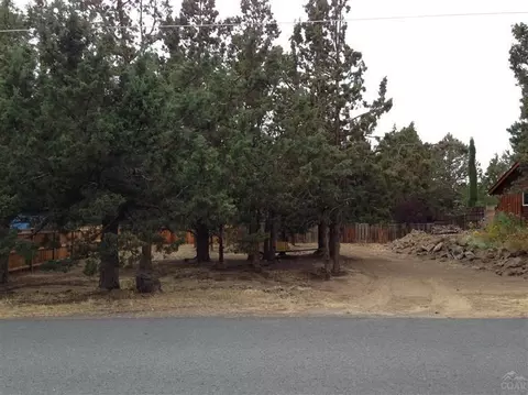 57 SE Cessna Dr, Bend, OR 97702 photo 1