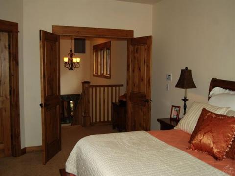 61962 Fall Creek Loop, Bend, OR 97702 photo 10