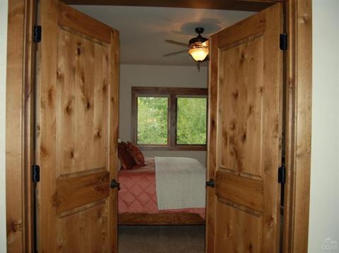 61962 Fall Creek Loop, Bend, OR 97702 photo 9