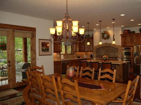 61962 Fall Creek Loop, Bend, OR 97702 photo 5