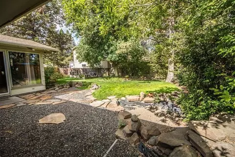 1126 NE Burnside Ave, Bend, OR 97701 photo 3