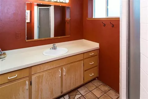 1126 NE Burnside Ave, Bend, OR 97701 photo 14