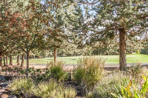 3587 NW Mccready Dr, Bend, OR 97701 photo 3