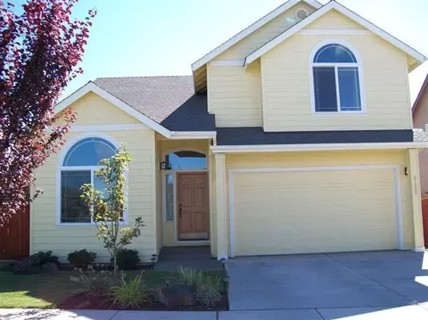61620 Kaci Ln, Bend, OR 97702 photo 2