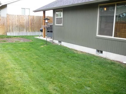 20593 NE Prospector Loop, Bend, OR 97702 photo 7