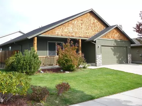 20593 NE Prospector Loop, Bend, OR 97702 photo 1