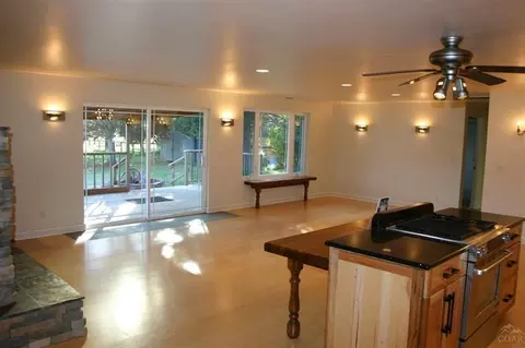 61976 Rawhide Dr, Bend, OR 97701 photo 8