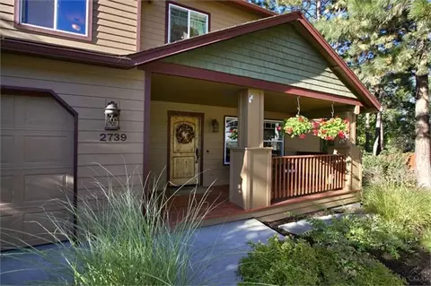 2739 NW Rainbow Ct, Bend, OR 97701 photo 2
