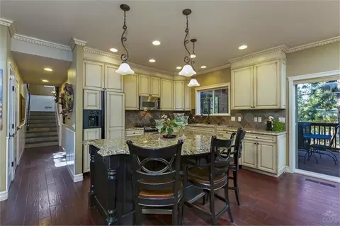 2739 NW Rainbow Ct, Bend, OR 97701 photo 4
