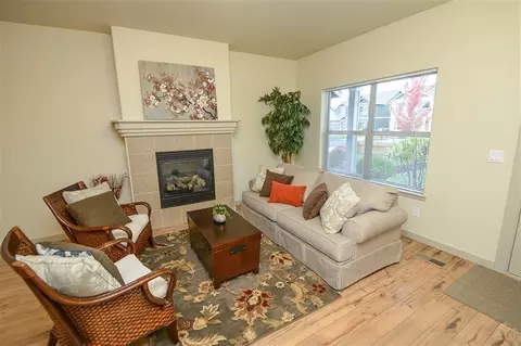 21183 Philly Ave, Bend, OR 97702 photo 2