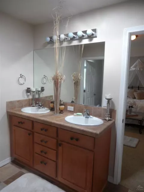 61172 Foxglove Loop, Bend, OR 97702 photo 7