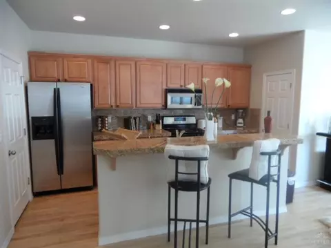 61172 Foxglove Loop, Bend, OR 97702 photo 2