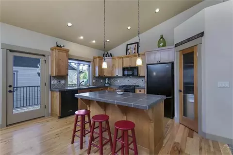 61432 Elder Ridge St, Bend, OR 97702 photo 3