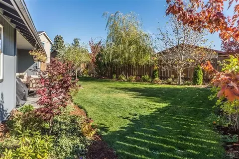 63282 Lavacrest St, Bend, OR 97701 photo 12