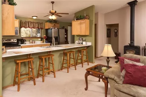 63282 Lavacrest St, Bend, OR 97701 photo 4