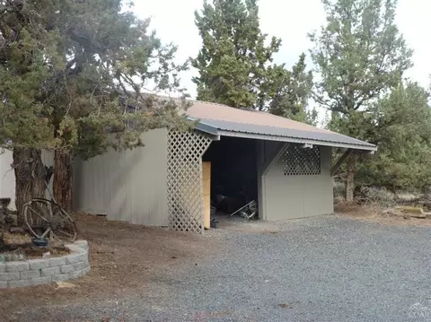 22885 Donna Ln, Bend, OR 97701 photo 21