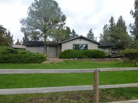 22885 Donna Ln, Bend, OR 97701 photo 1