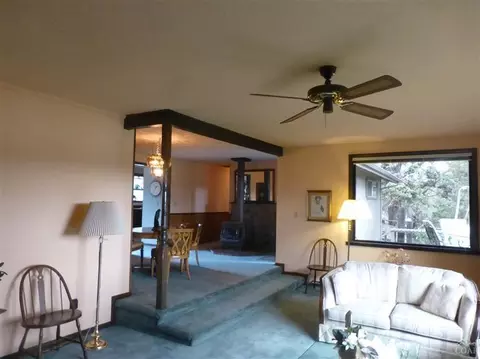 22885 Donna Ln, Bend, OR 97701 photo 5