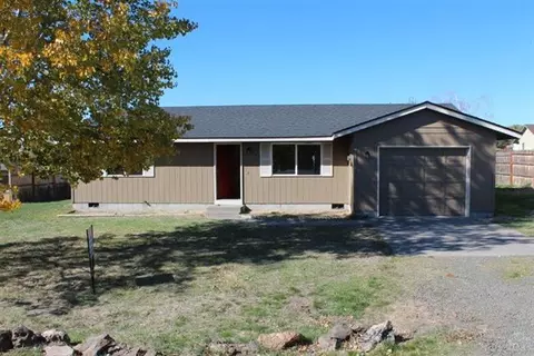 711 Viewpoint Dr, Culver, OR 97734 photo 1