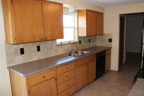 711 Viewpoint Dr, Culver, OR 97734 photo 2
