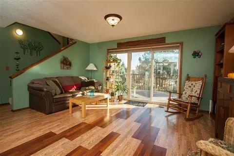 63286 Eastview Dr, Bend, OR 97701 photo 6