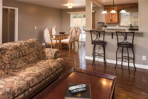 61460 Blakely Rd, Bend, OR 97702 photo 4