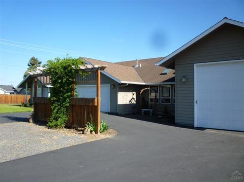 21497 Bradetich Loop, Bend, OR 97701 photo 3