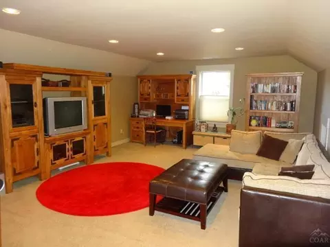 61466 Linton Loop, Bend, OR 97702 photo 8