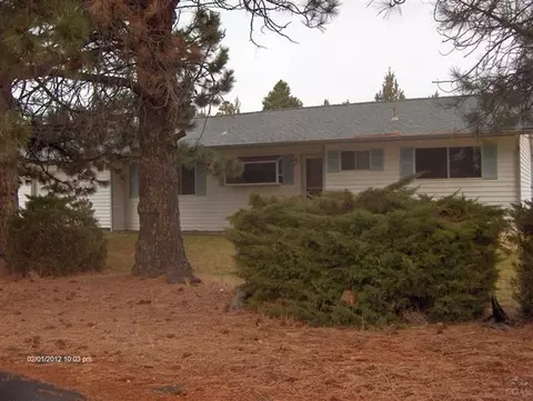 19816 2nd St, Bend, OR 97701 photo 1