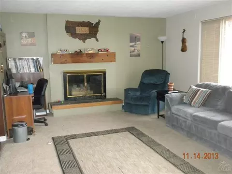 2012 NE 7th St, Bend, OR 97701 photo 2