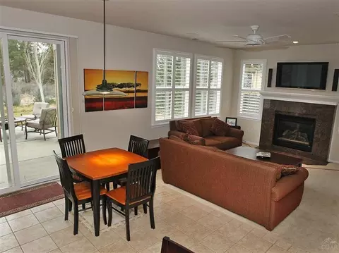 19517 Blue Lake Loop, Bend, OR 97702 photo 12