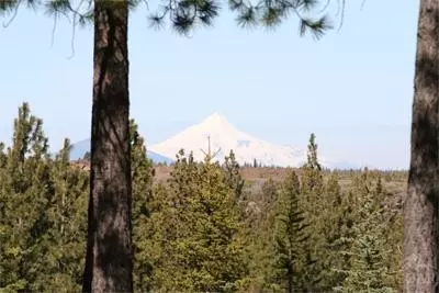 61019 Bachelor View Rd, Bend, OR 97702 photo 5