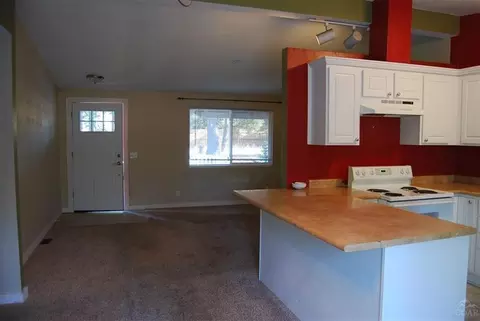 55901 Blue Eagle Rd, Bend, OR 97707 photo 9