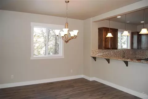 63126 Pikes Ct, Bend, OR 97701 photo 5