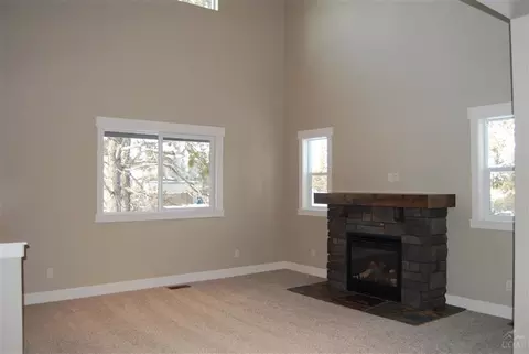 63126 Pikes Ct, Bend, OR 97701 photo 3