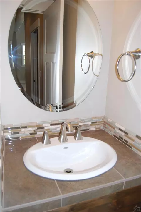 63126 Pikes Ct, Bend, OR 97701 photo 14
