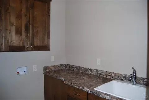 63126 Pikes Ct, Bend, OR 97701 photo 13