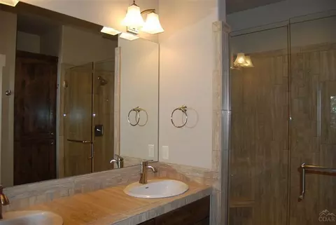 63126 Pikes Ct, Bend, OR 97701 photo 7