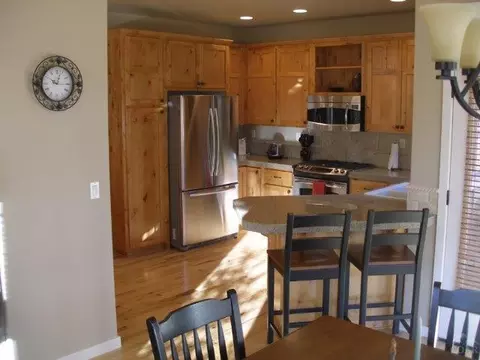 63320 Wrangler Pl, Bend, OR 97701 photo 3
