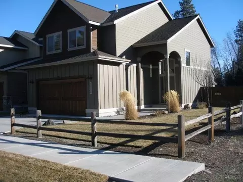 63320 Wrangler Pl, Bend, OR 97701 photo 2