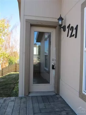 721 SW Ruby St, Madras, OR 97741 photo 2