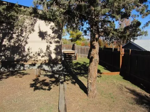 721 SW Ruby St, Madras, OR 97741 photo 6