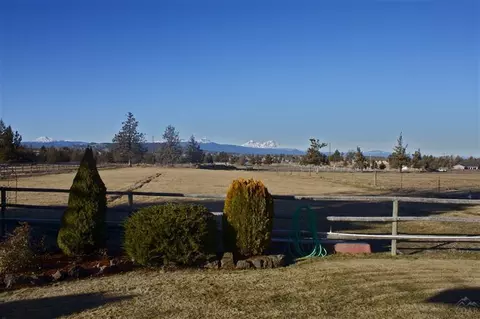 62950 Eagle Rd, Bend, OR 97701 photo 5