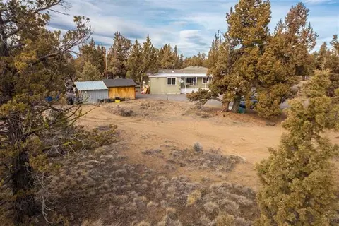 63925 Pioneer Loop, Bend, OR 97701 photo 12