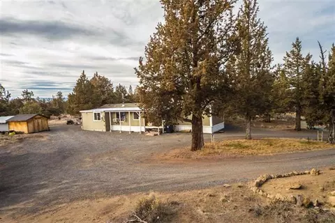 63925 Pioneer Loop, Bend, OR 97701 photo 10