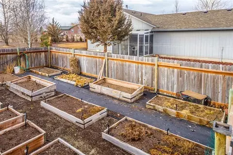 65240 94th St, Bend, OR 97701 photo 23