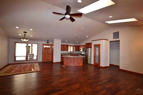 19063 Baker Rd, Bend, OR 97702 photo 2