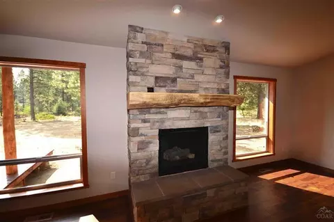 19063 Baker Rd, Bend, OR 97702 photo 10